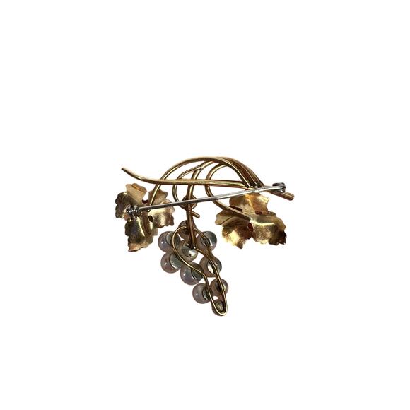 Vintage Krementz Pearl Grapes and Grape Leaf Vine Gold Overlay Brooch & Earrings - Picture 3 of 9
